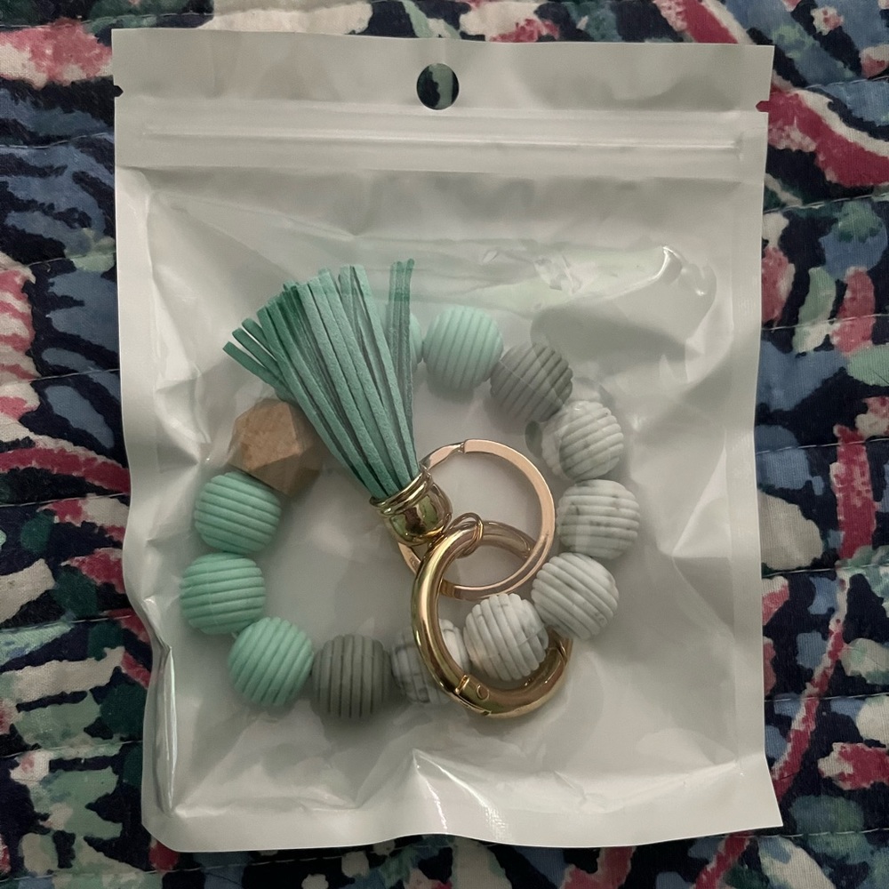 Cute NWT Keychain FREE w/ $10 or more purchase!